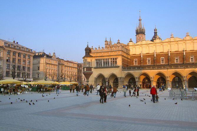 13-Day Highlights of Poland Tour - private for 2-10 persons - Key things that make this Poland tour worth your time