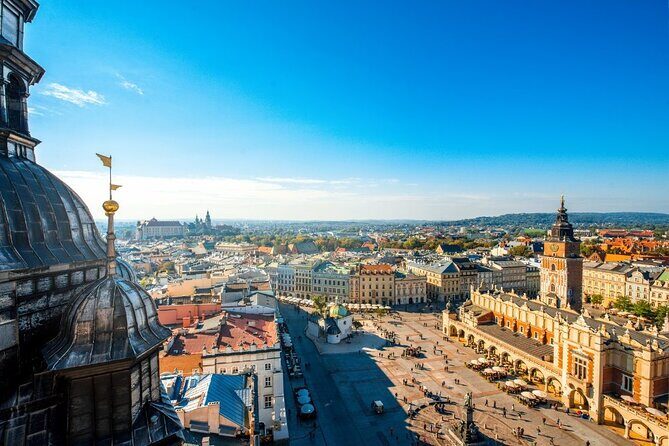 2 Days Tour to Auschwitz and Krakow from Warsaw - Arriving in Krakow: Why This Stop Isn’t the Whole Point