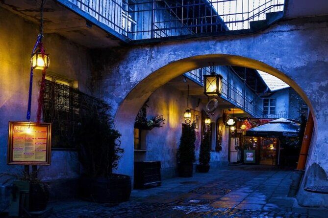 2 Days Tour to Auschwitz and Krakow from Warsaw - Where Timing Can Go Sideways: A Practical Warning