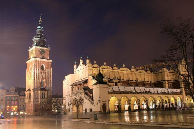 6 Day Private Tour in Poland with Hotels - Day 1 in Warsaw: Łazienki Gardens to the Royal Castle