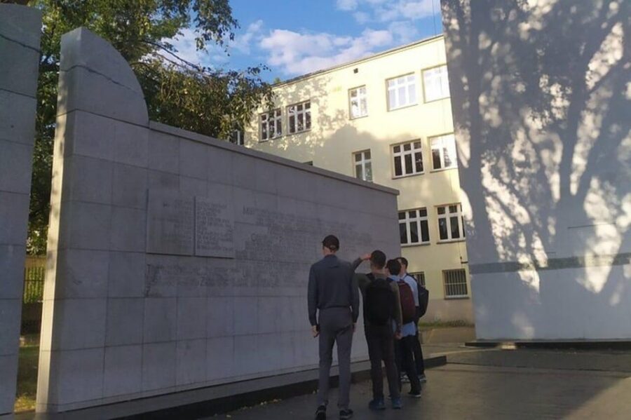 A unique walking tour of Jewish Warsaw -- past and present - Why This Walking Tour Works (And Doesn’t Feel Like Just Another Ghetto Walk)