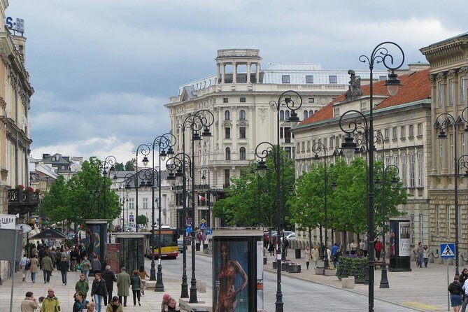 Faces of Warsaw's 3-hour orientation city tour with hotel pick-up - Umschlagplatz: seeing the real places tied to the Final Solution