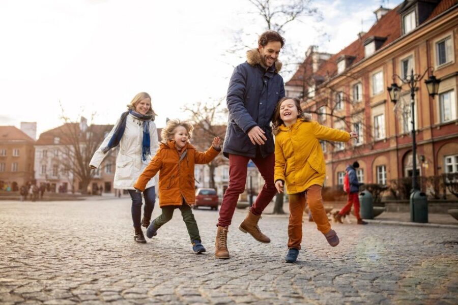 Family Tour of Warsaw Old Town with Fun Activities for Kids - The 2-hour Warsaw Old Town walk: mermaid legend + royal sights