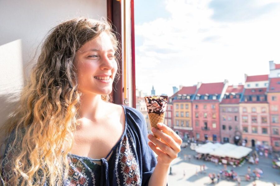 Family Tour of Warsaw Old Town with Fun Activities for Kids - Guides, language, and keeping kids engaged