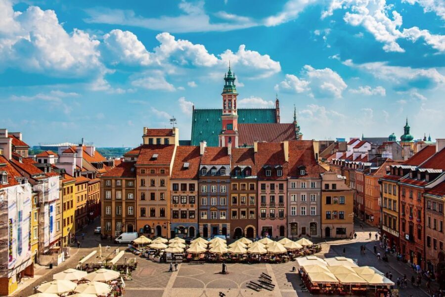 Family Tour of Warsaw Old Town with Fun Activities for Kids - Weather and pacing: the one thing to plan around