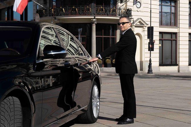 First class Warsaw Airport Transfer (WAW) - Quick take on this Warsaw airport transfer