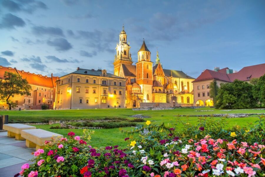 From Warsaw: Krakow Sightseeing Tour by Express Train - Time on your feet: what an 11-hour day actually feels like