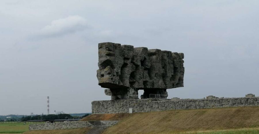 From Warsaw: Lublin and Majdanek State Museum Day Tour - Majdanek State Museum: the second-largest camp after Auschwitz