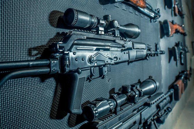 Indoor Shooting Range in Warszawa - Firearms variety: Glock 17, AK-47, Colt 1911, and why the lineup matters