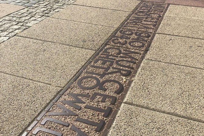 Jewish Legacy in Warsaw. Private Tour with the best local specialist. - Fragment of the ghetto wall: seeing the border still in the map