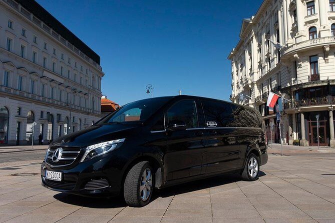 Krakow and Auschwitz - Full Day Tour from Warsaw by private car - Stop 2: Krakow’s Rynek Glowny Central Square and Private Guided Time
