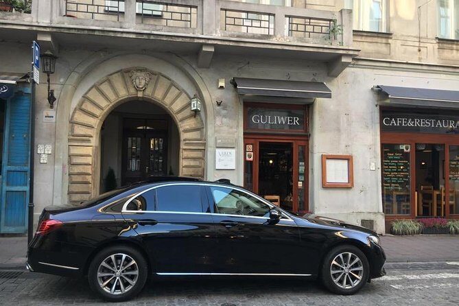 Krakow - Full Day Tour from Warsaw by private car - Rynek Główny and Planty Park: Old Town highlights with good orientation