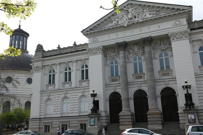 Multi-ethnic Warsaw - guided walk through the old town - University of Warsaw: ideas tied to streets and institutions