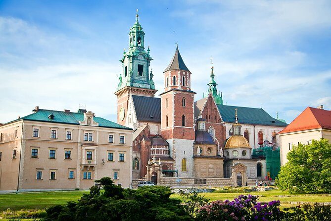 One day Cracow and Wieliczka Salt Mine private tour from Warsaw - Getting your day started: the 6:00 am pickup and no-fuss flow
