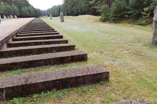 Private half-day tour to Treblinka with hotel pickup - Warsaw first: why the POLIN stop is not a warm-up