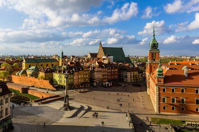 Private Tour: Warsaw City Sightseeing by Retro Fiat - Food and Drink: Milk Bar Stop and On-Board Treats