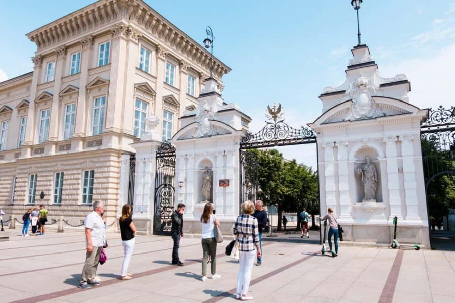 ROYAL & COMMUNIST WARSAW walking tour in English - What to bring so the tour feels easy