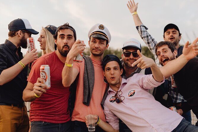 Sunset Boat Tour with Unlimited Drinks in Warsaw - What’s Included on Board: Unlimited Drinks, DJ Energy, and a Photo Moment