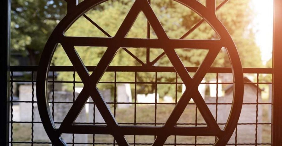 Warsaw Daily Jewish Ghetto Guided Tour with Jewish Cemetery - Key highlights to look for