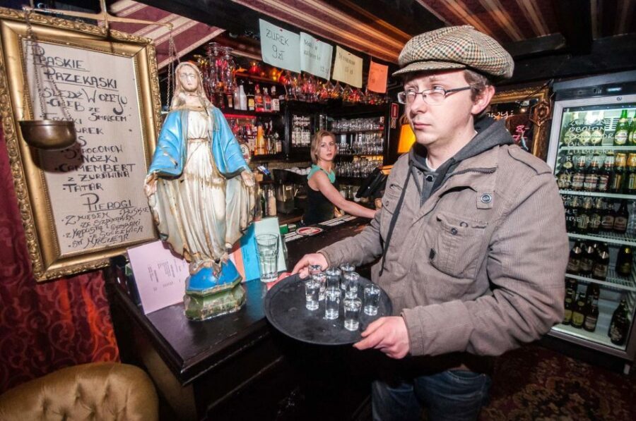 Warsaw: Evening History and Pubs Tour by Retro Minibus - Key Highlights to Know Before You Go