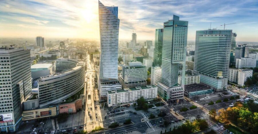 Warsaw: Highlights of Old & New Town Private Guided Tour - Contemporary Warsaw: Everyday Life and Business-City Perspective