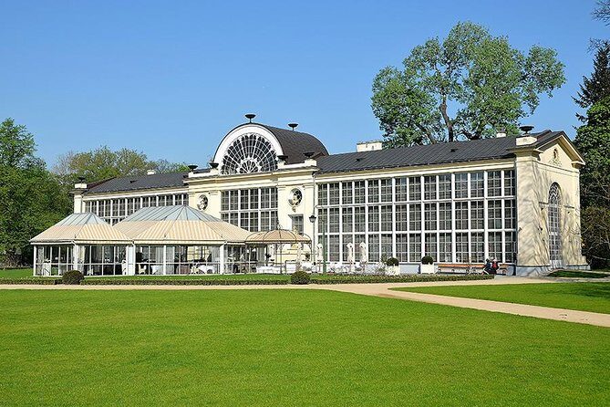 Warsaw Old Town with Royal Castle + Lazienki Park: SMALL GROUP /inc. Pick-up/ - Old Town essentials: Barbican, Mermaid fountain, and the Royal Route
