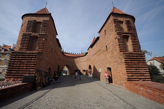 Warsaw Old Town with Royal Castle + Royal Route: SMALL GROUP /inc. Pick-up/ - Accessibility and walking: the only real catch