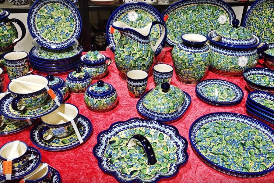 Warsaw: Pottery Decorating Ceramic Workshop - The Workshop Flow: Stamp, Paint, and Compose Your Design