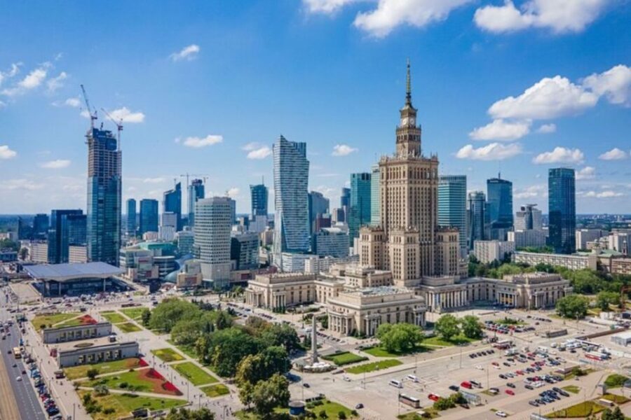 Warsaw : Private Walking Tour With A Guide ( Private Tour ) - Walking time, route flexibility, and how the pace stays realistic