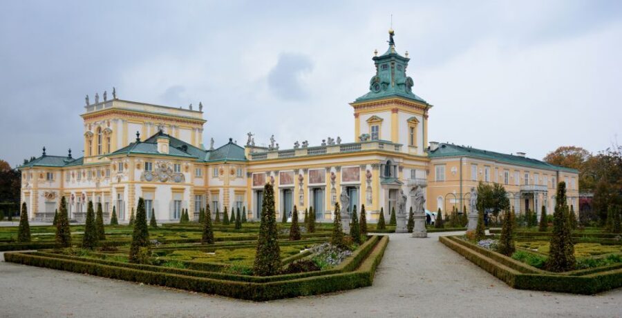 Warsaw: Skip-the-Line Wilanow Palace & Gardens Private Tour - Skip-the-line tickets: when they save you real time