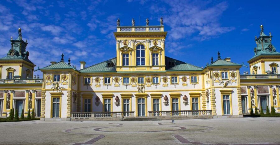 Warsaw: Skip-the-Line Wilanow Palace & Gardens Private Tour - Inside the 2-hour private tour: the palace route that makes sense