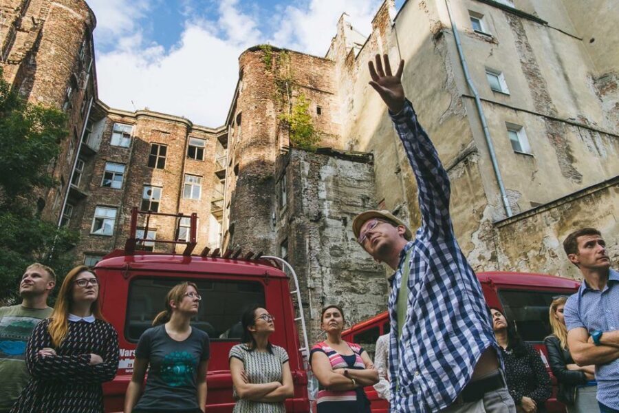Warsaw: the Best of the City Private Tour by Retro Minibus - Practical tips: what to wear and what the vintage bus means