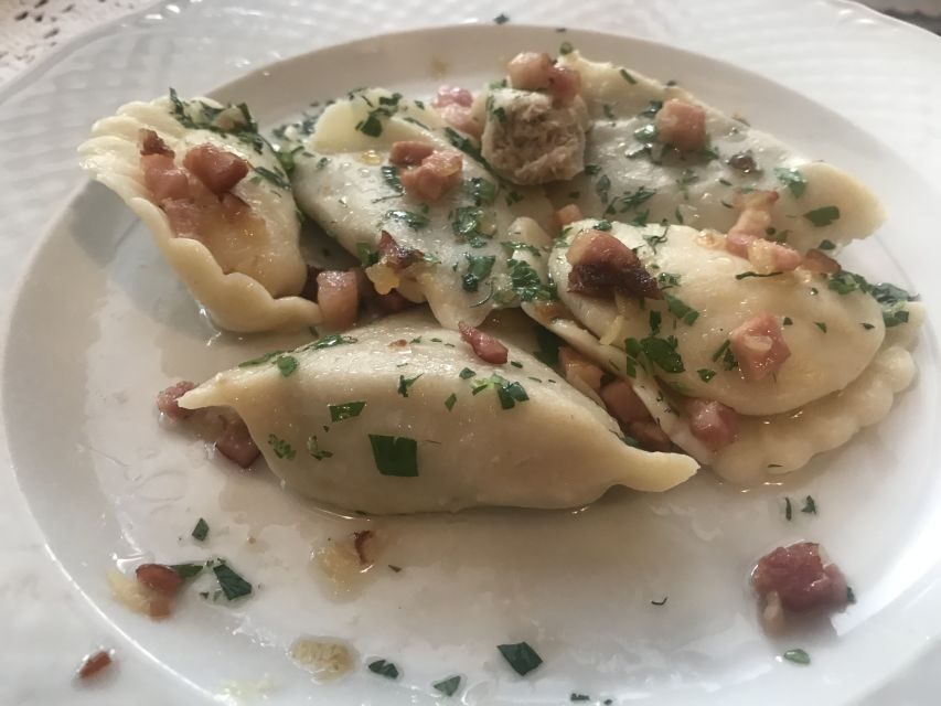 Warsaw: Traditional Food Tour with Old Town Sightseeing - Key things I’d watch for on this Warsaw food-and-Old-Town combo