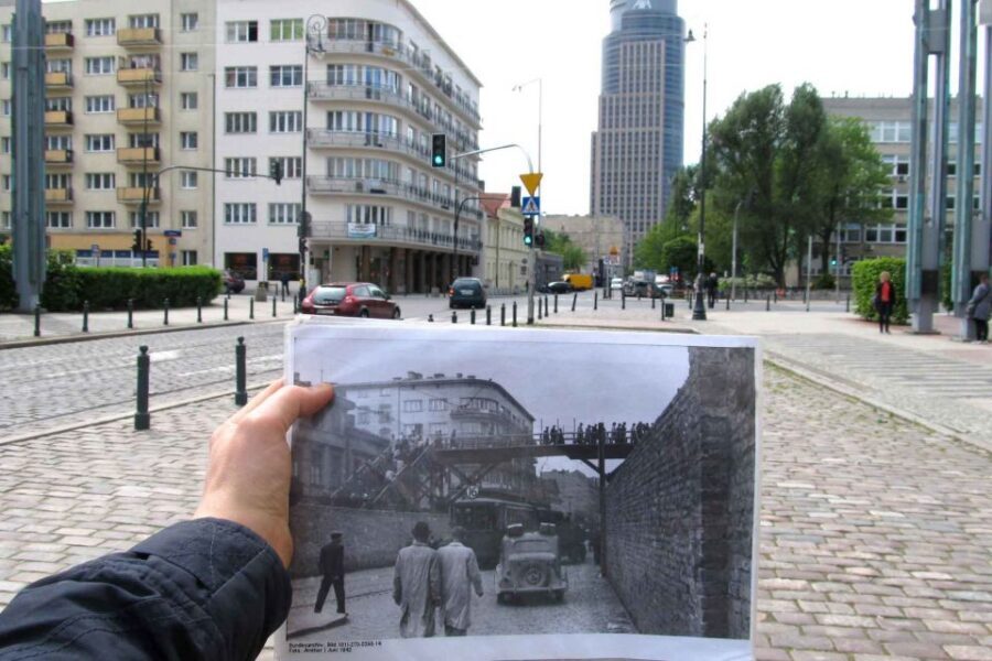 Warsaw: WWII Private Tour by Retro Minibus with Hotel Pickup - The retro Żuk minibus: small-group comfort with real-world trade-offs