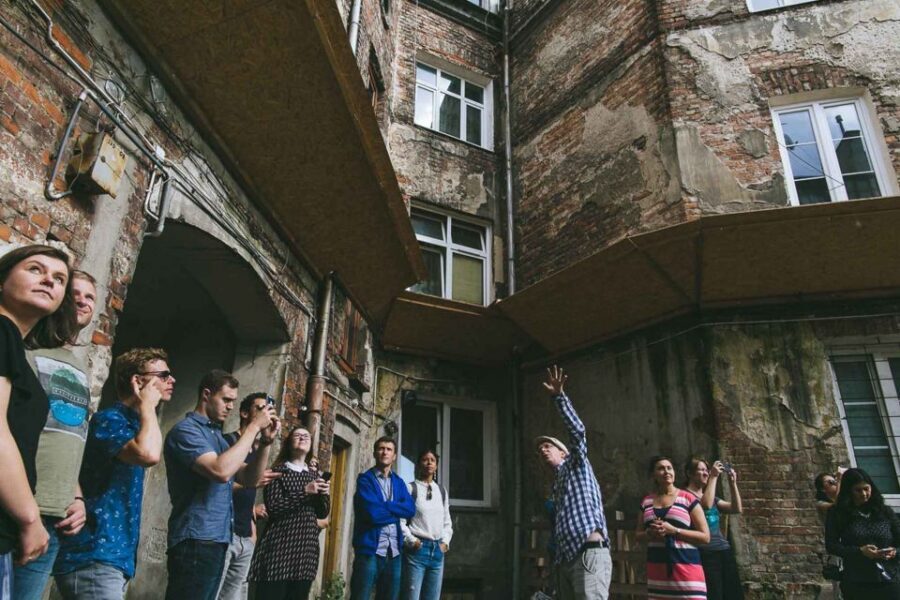 Warsaw: WWII Private Tour by Retro Minibus with Hotel Pickup - The wooden bridge over Chłodna Street: how the ghetto was engineered