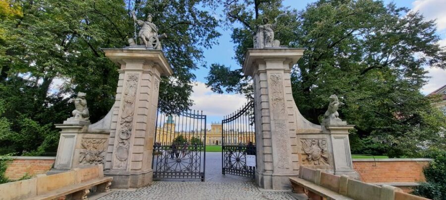 Wilanów Palace: 2-Hour Guided Tour with Entrance Tickets - The 17th-century palace core: what you’ll actually see in 2 hours
